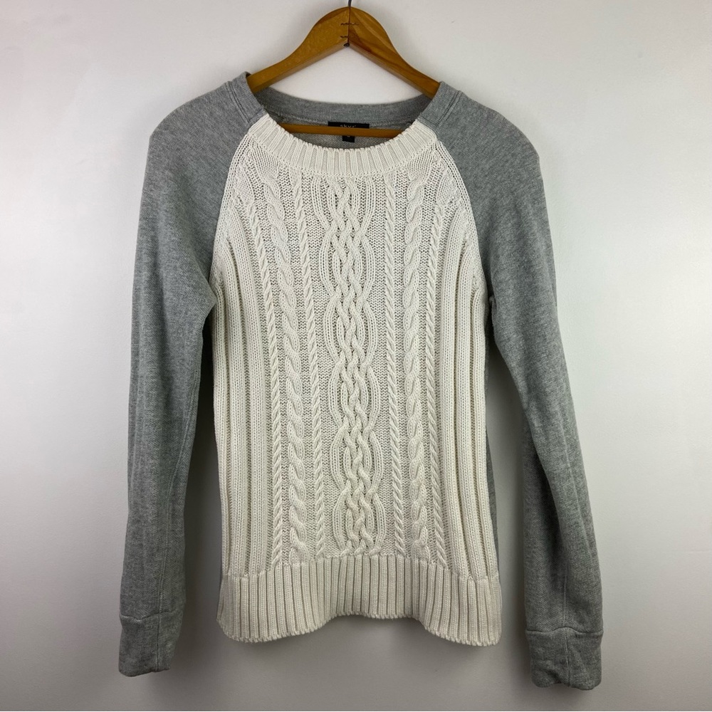 Skyr Knit Sweater Knit Jersey Mixed Media Gray Cream Size Medium